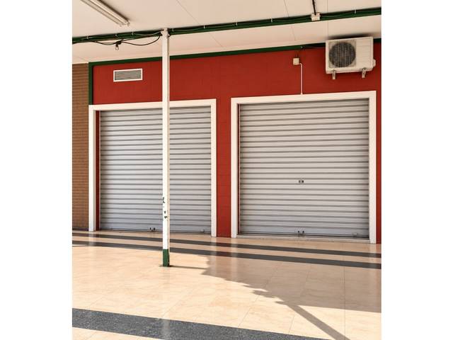 Local comercial en Alquiler en Avenida Dr Orts Llorca en Levante Alto