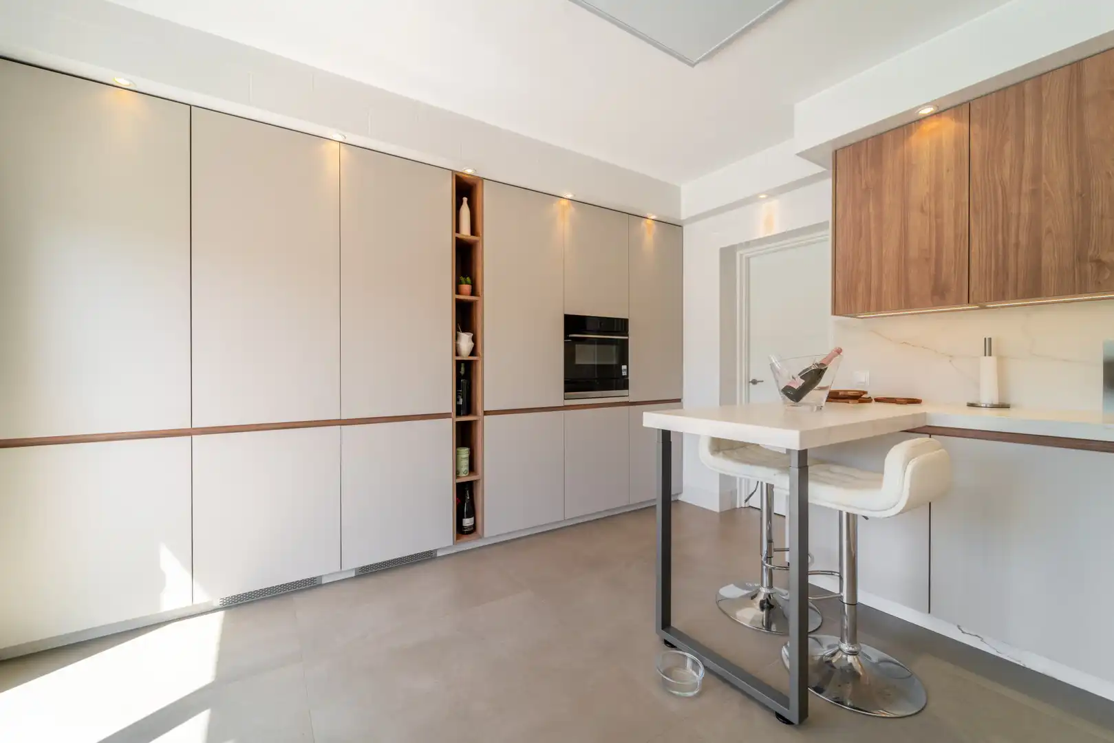 Cuina de Casa o xalet en venda en Mijas amb Aire condicionat, Jardí privat i Terrassa