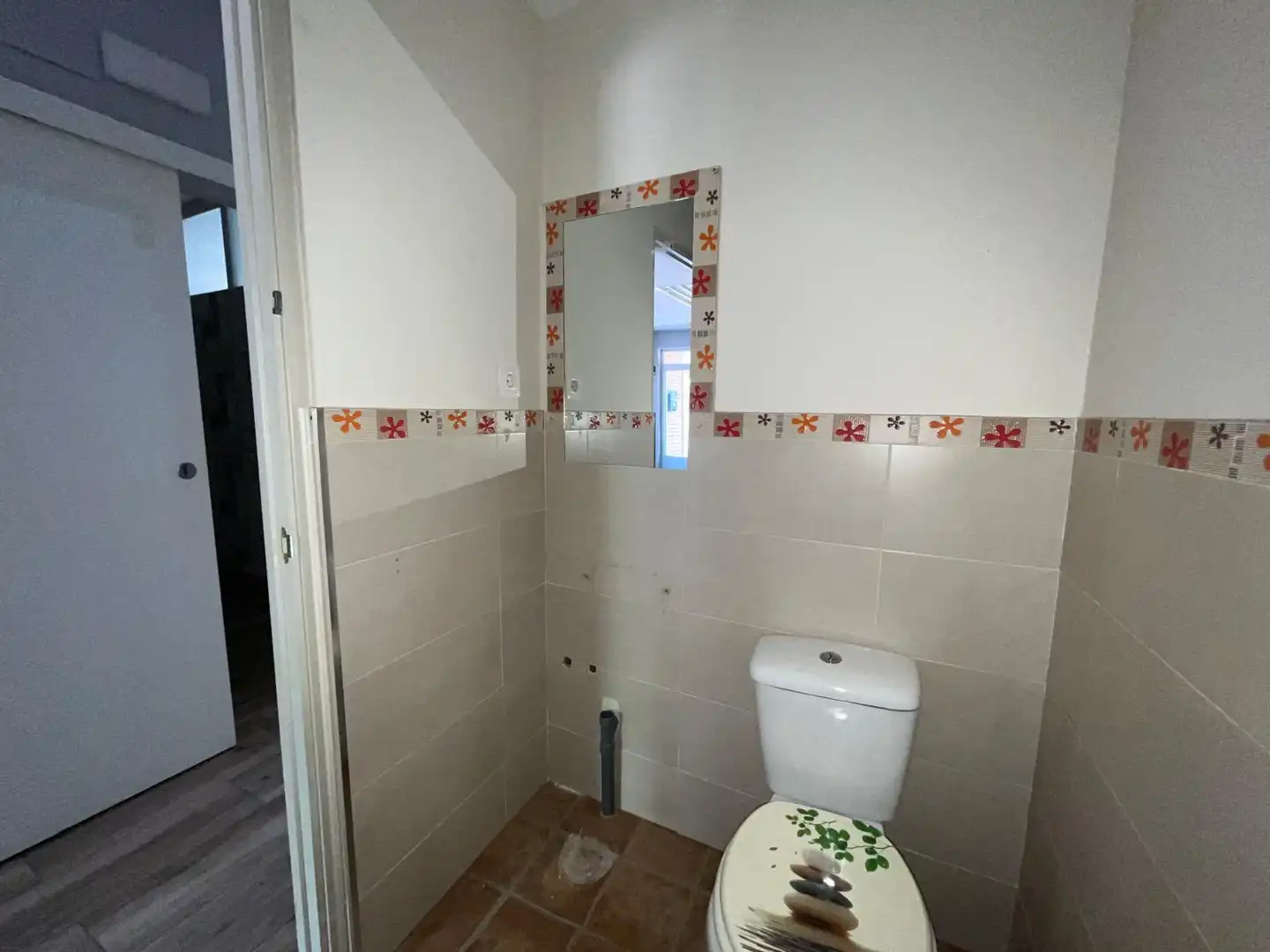 Badezimmer von Geschaftsraum zur Miete in Tudela de Duero mit Heizung und Parkett