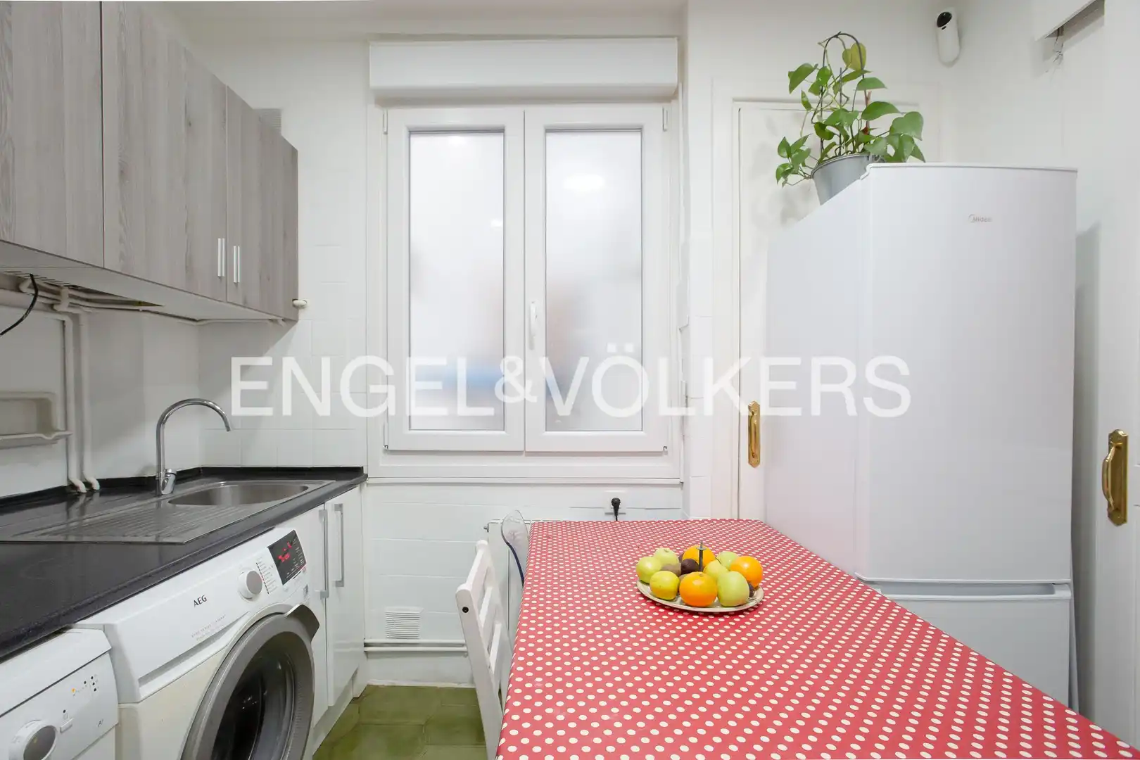 Cocina de Piso en venta en Bilbao  con Calefacción y Balcón