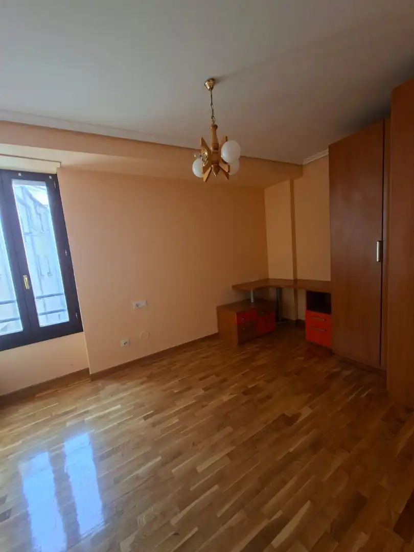 Schlafzimmer von Wohnung zum Verkauf in Salvatierra / Agurain mit Parkett und Abstellraum