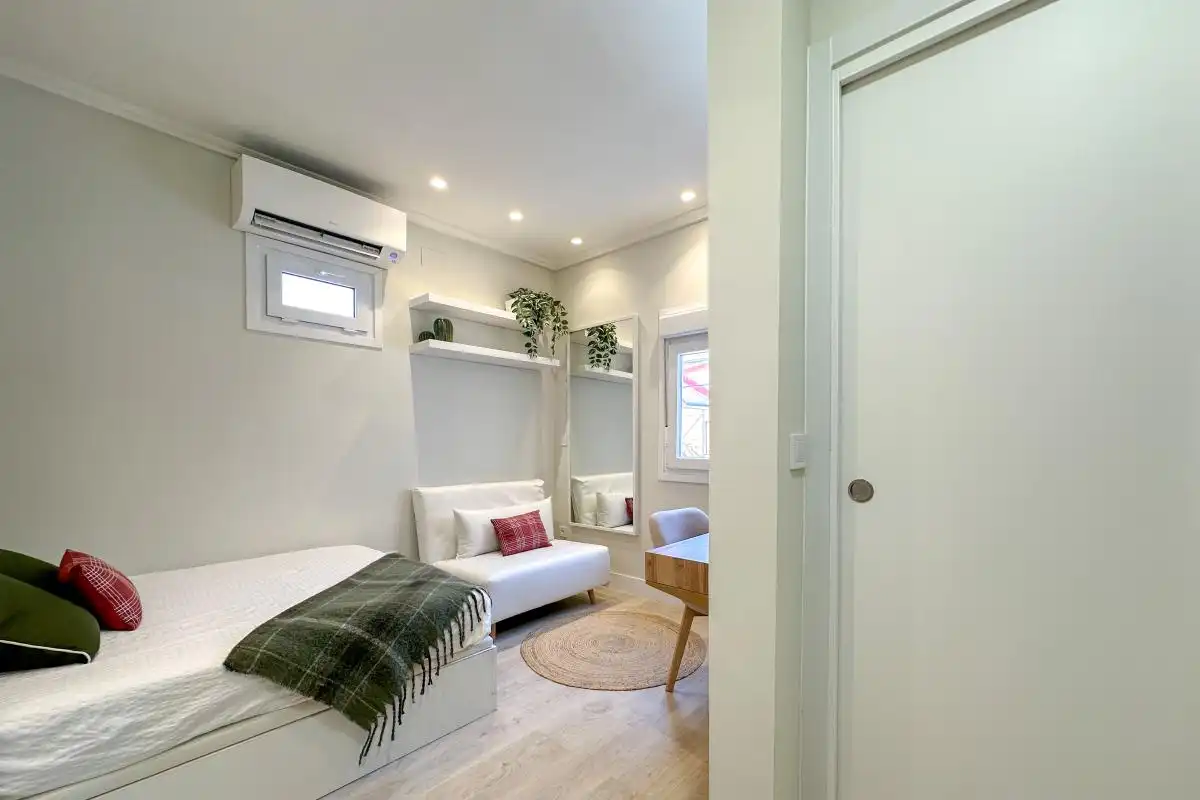 Habitación de Ático de alquiler en Madrid con Aire acondicionado, Calefacción y Terraza