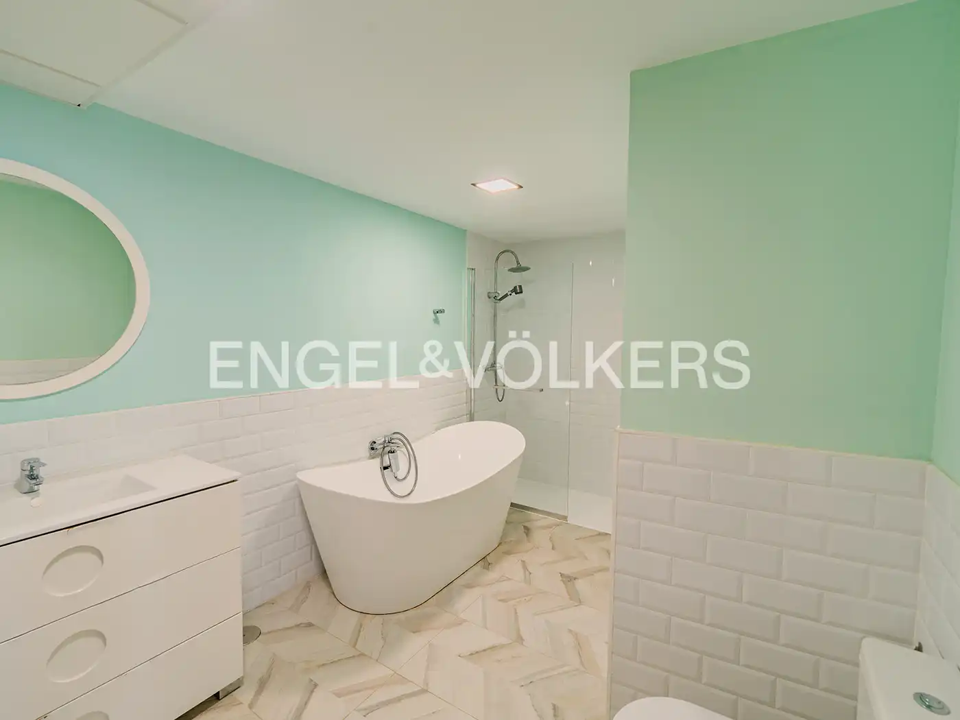 Baño de Piso en venta en El Campello con Aire acondicionado, Calefacción y Terraza