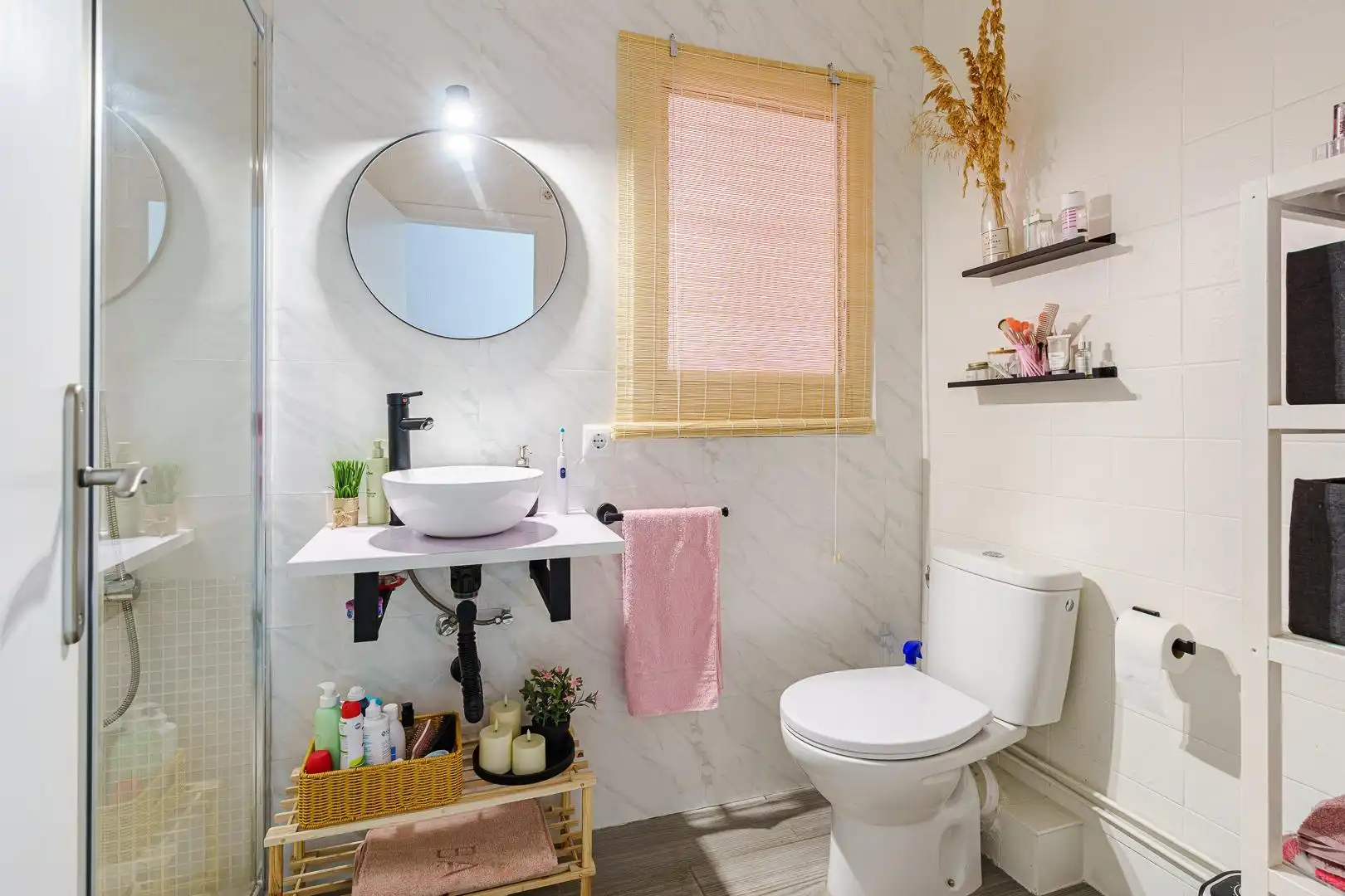 Baño de Piso en venta en Corbera de Llobregat con Calefacción, Parquet y Balcón