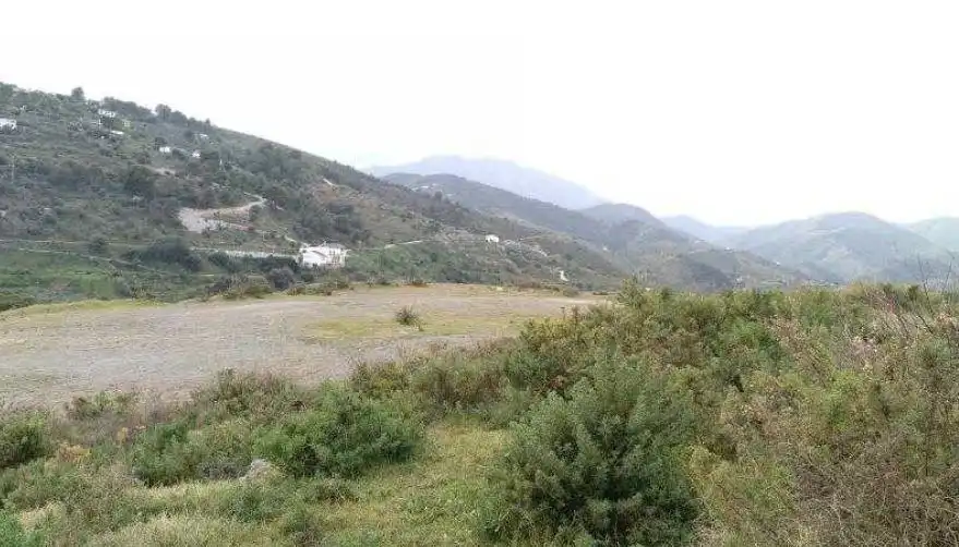 Terreno residenziale in vendita a UR-5