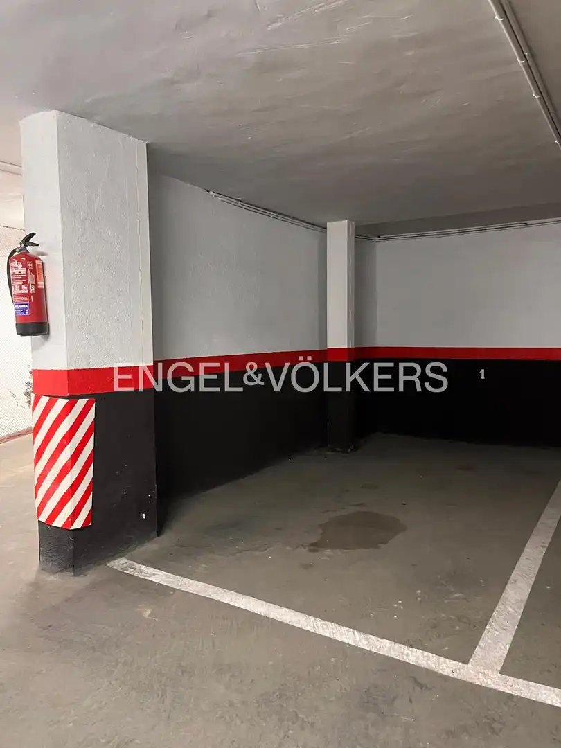 Parking de Piso de alquiler en Madrid con Calefacción