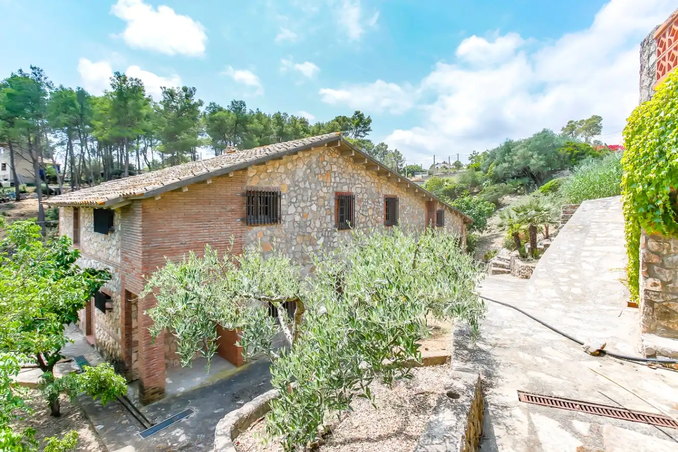 Vista exterior de Finca rústica en venta en Avinyonet del Penedès