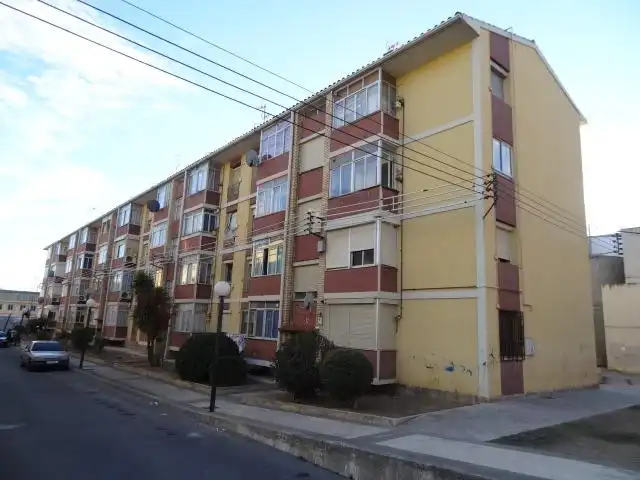 Vista exterior de Piso en venta en Huesca