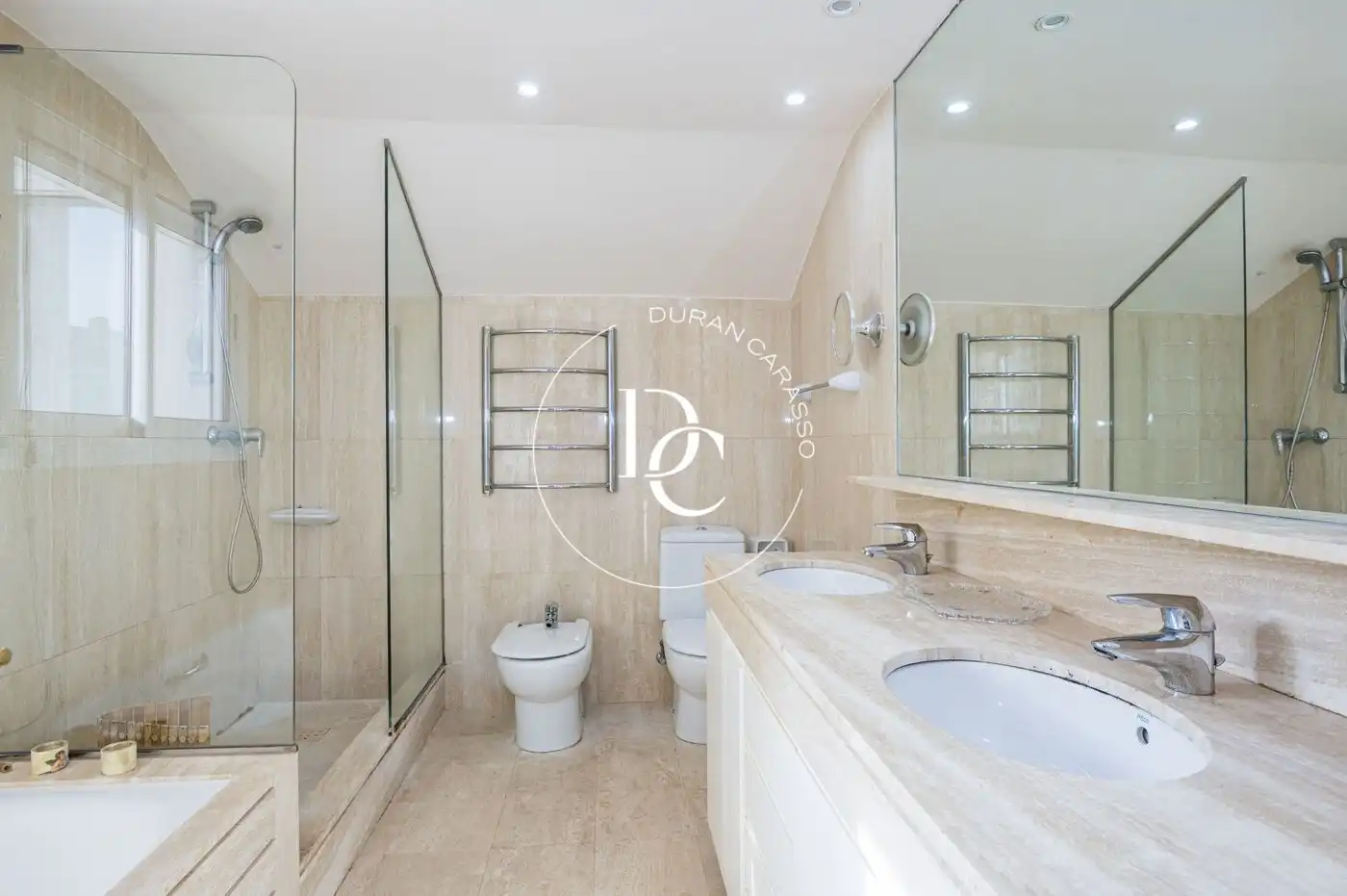 Bathroom of Duplexes for sale in Sitges  with Air Conditioner, Heating and Private garden