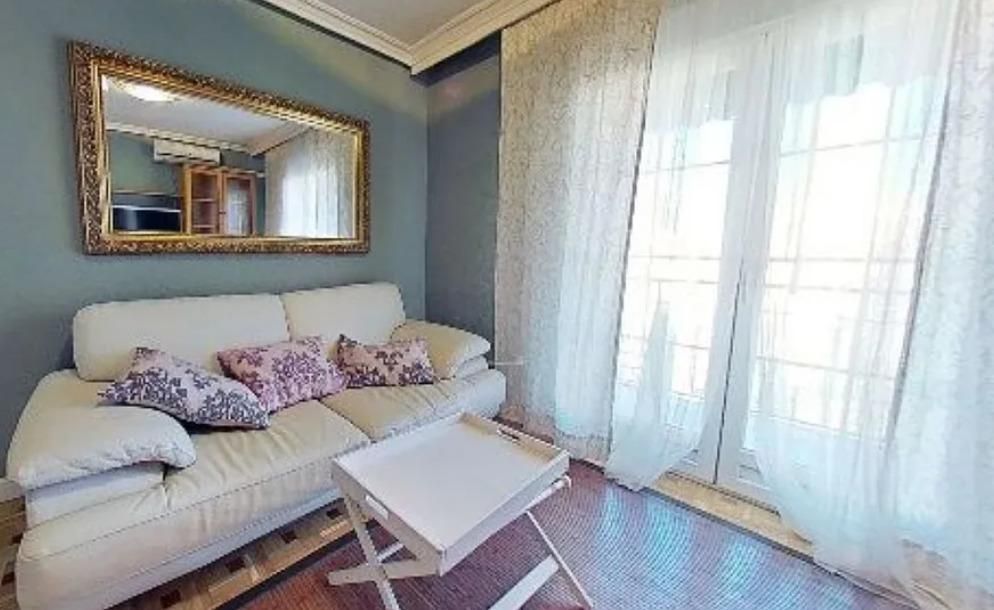 Sala d'estar de Pis de lloguer en  Santa Cruz de Tenerife Capital amb Aire condicionat, Calefacció i Parquet