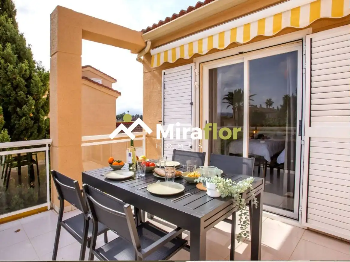 Terraza de Apartamento en venta en Dénia con Aire acondicionado, Terraza y Amueblado