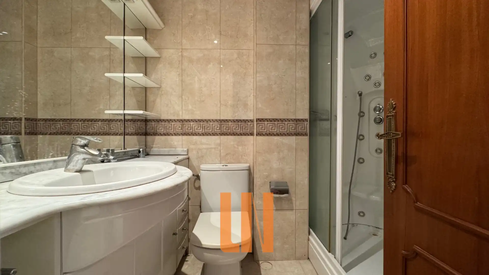 Baño de Piso en venta en A Coruña Capital  con Calefacción, Parquet y Trastero