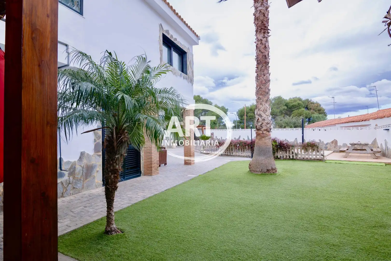Garden of Houses for sale in L'Eliana  with Air Conditioner, Heating and Terrace