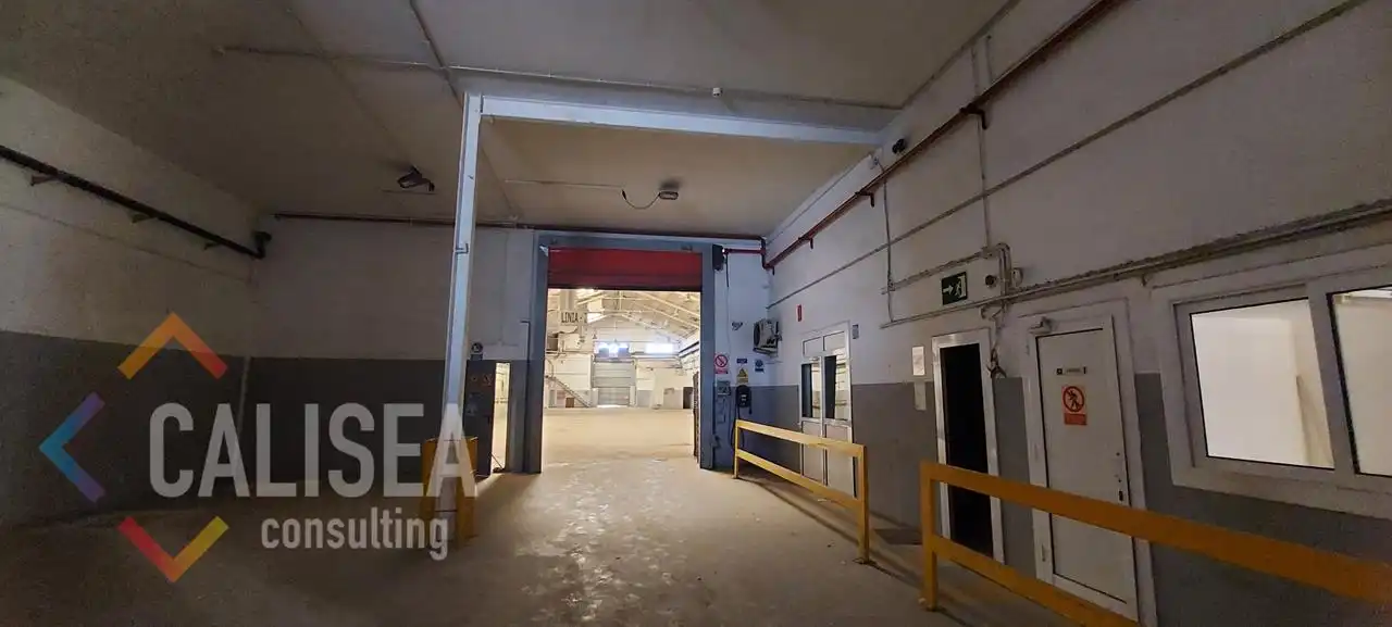 Nave industrial de alquiler en Les Termes
