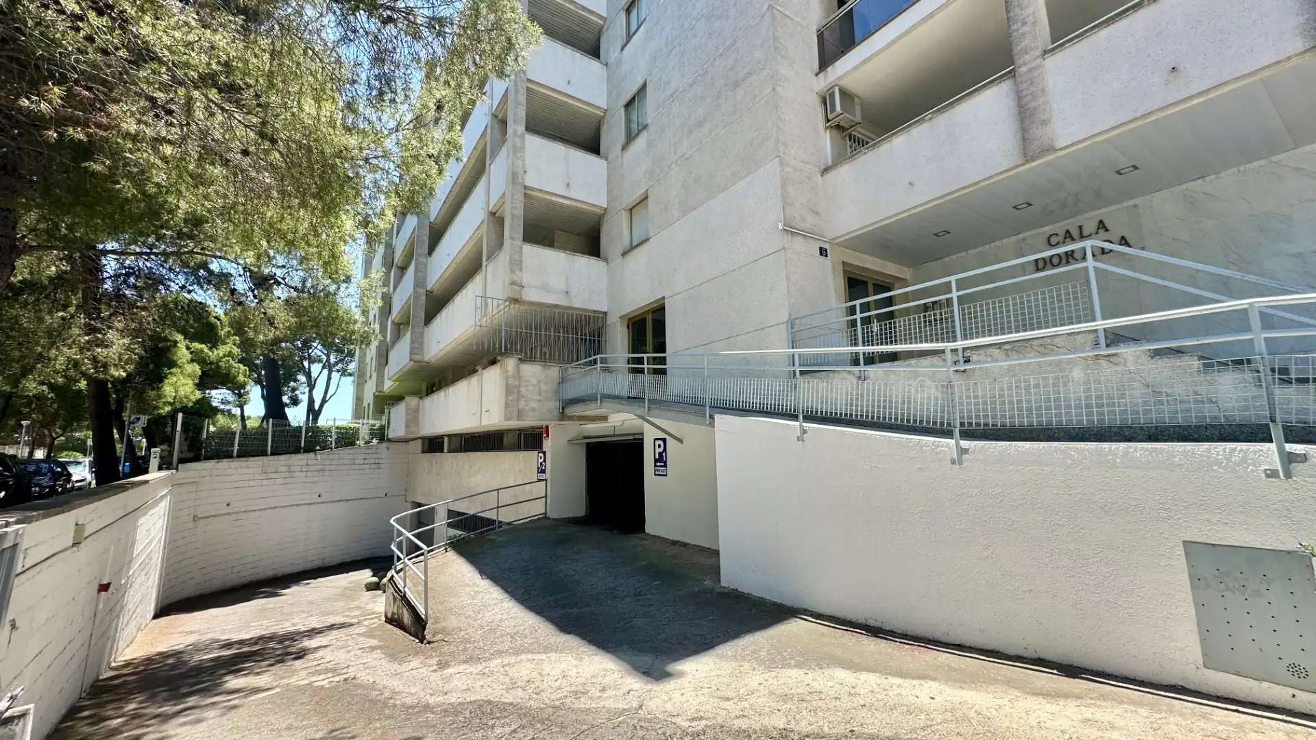 Außenansicht von Dachboden zum Verkauf in Salou mit Klimaanlage, Möbliert und Balkon