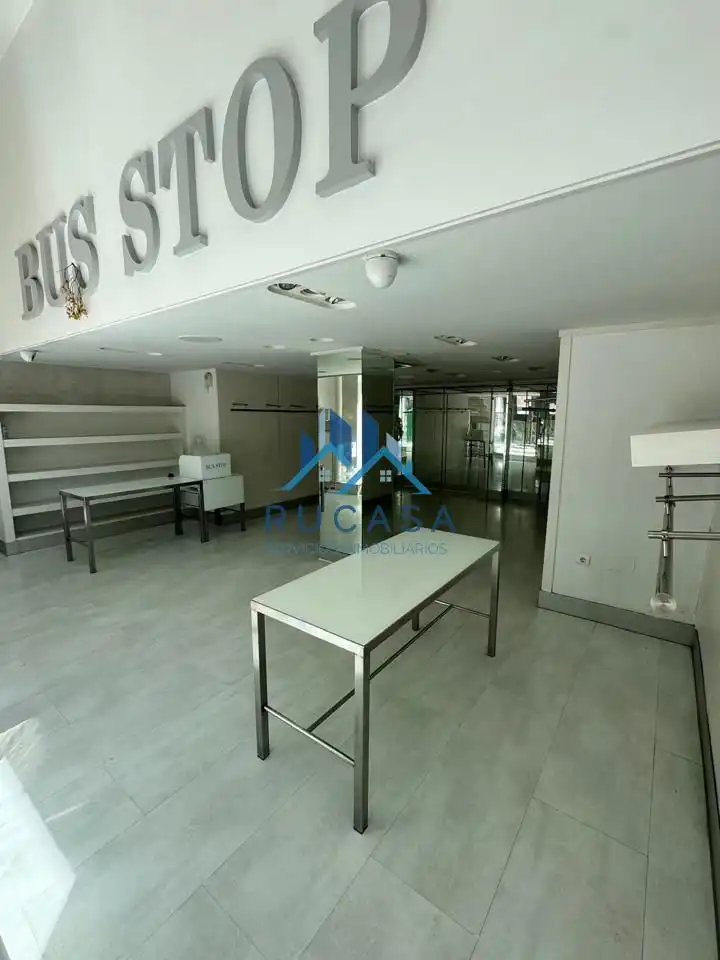 Locale commerciale in vendita a San Fernando, imagen 5