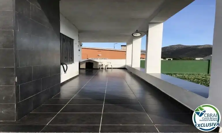 Terrassa de Casa o xalet en venda en Roses amb Aire condicionat, Calefacció i Jardí privat