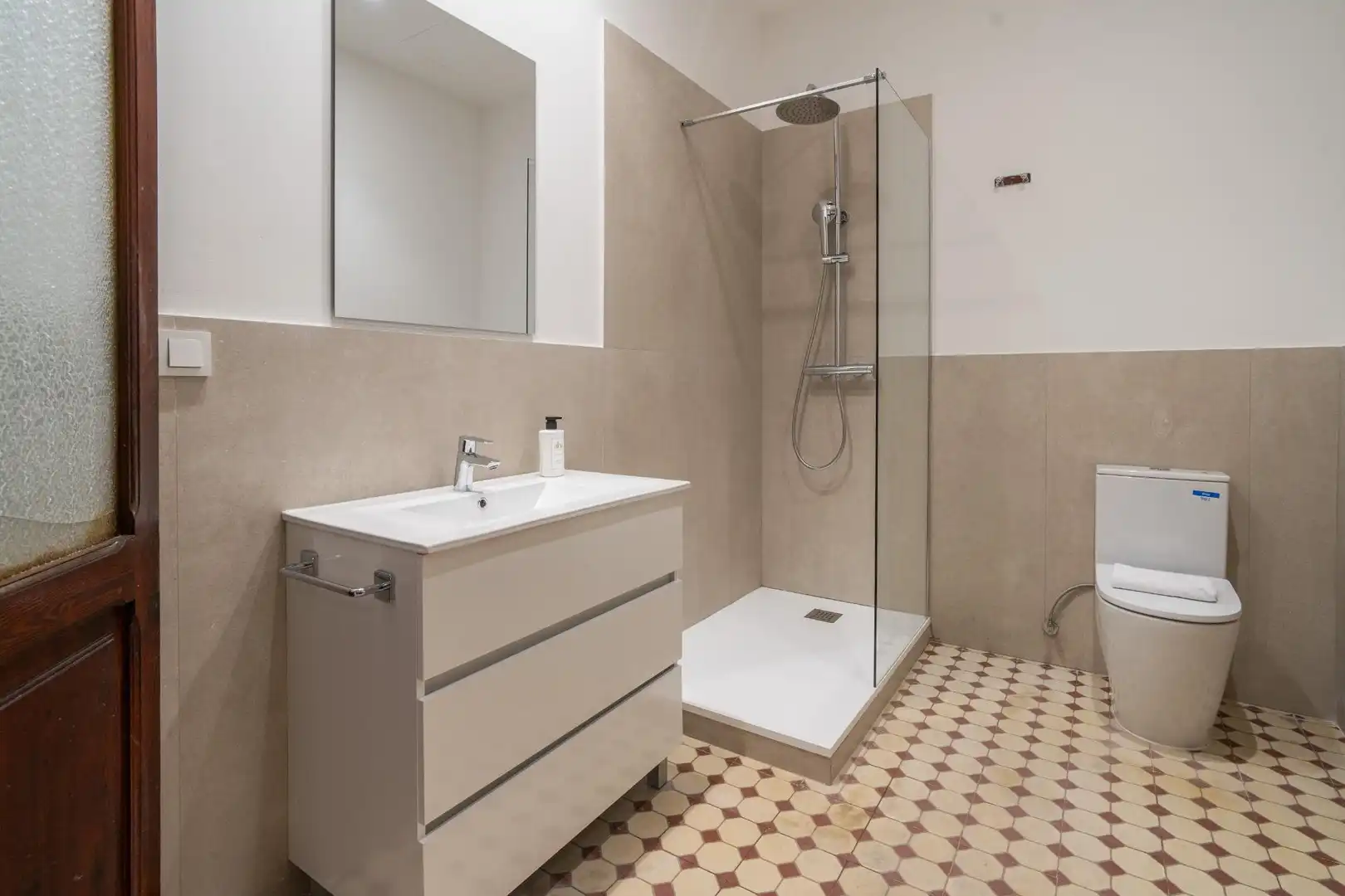 Bathroom of Flat for rent in Poblats Marítims