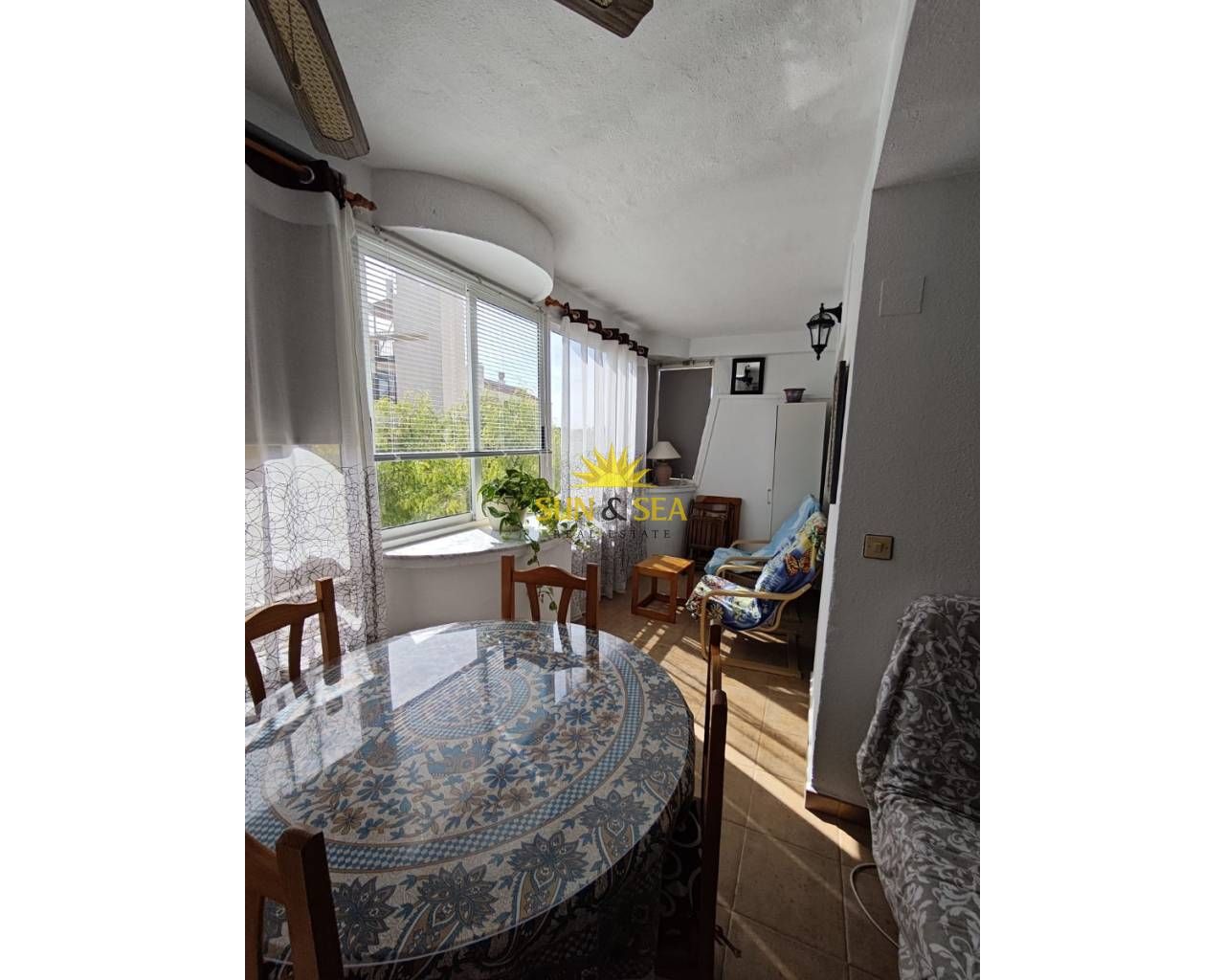 Dormitori de Apartament de lloguer en Orihuela amb Aire condicionat, Calefacció i Moblat