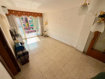 Living room of Flat for sale in Cornellà de Llobregat  with Air Conditioner, Heating and Balcony