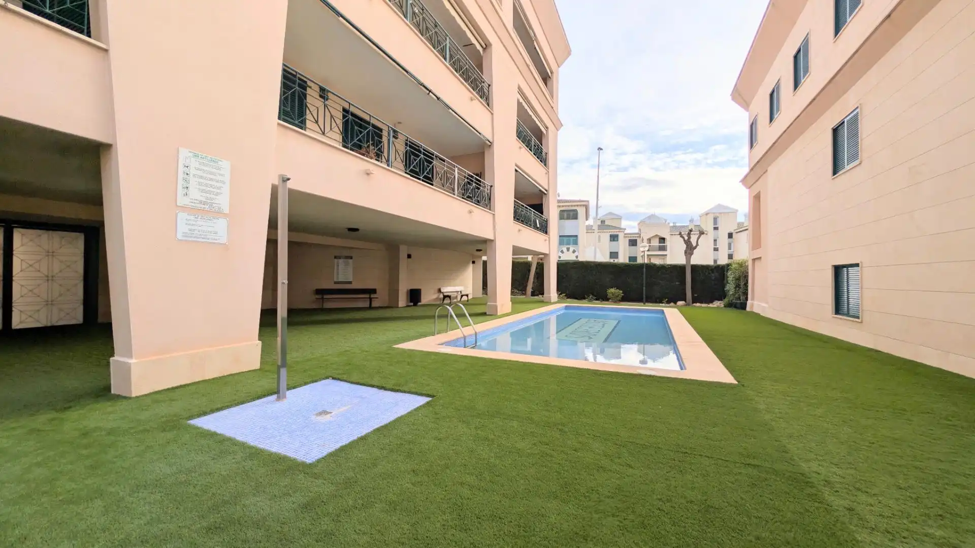 Piscina de Casa o xalet de lloguer en Santa Pola amb Aire condicionat, Calefacció i Jardí privat