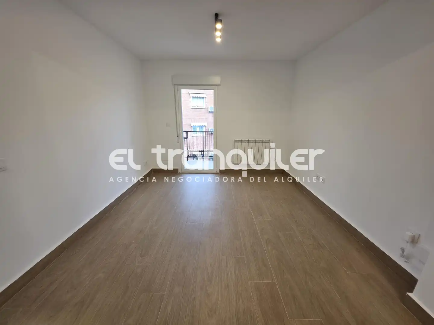 Piso en venta en Madrid con Terraza y Lavadora