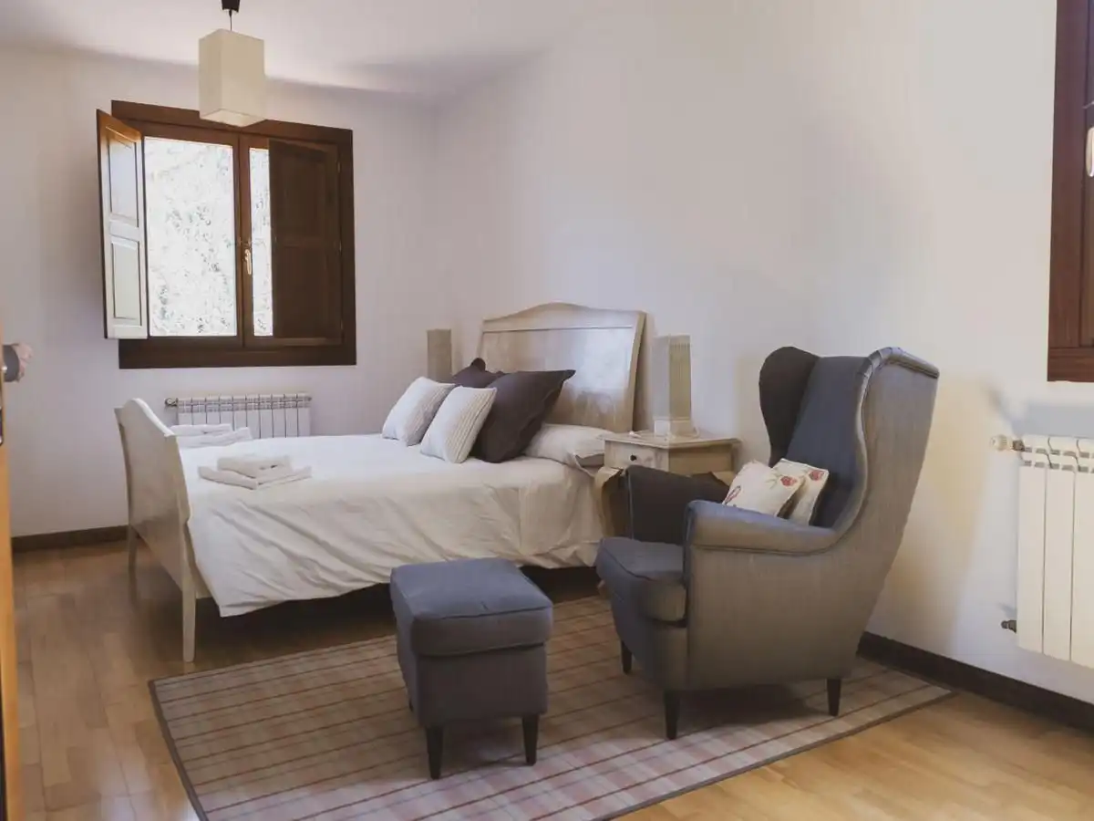 Dormitori de Casa o xalet en venda en Llanes amb Calefacció, Jardí privat i Terrassa