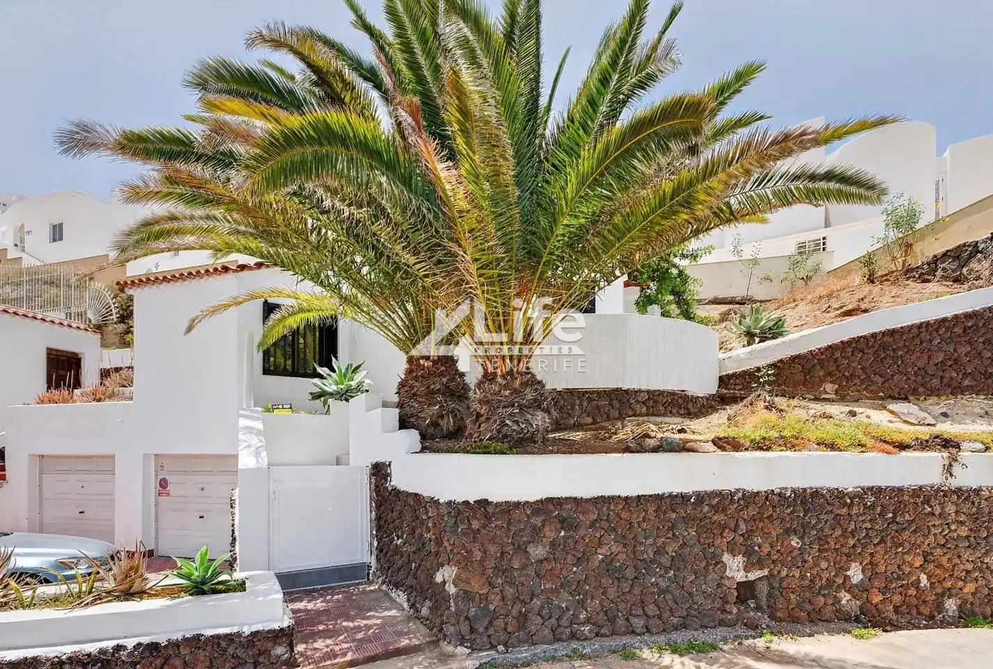 Außenansicht von Wohnung zum Verkauf in Adeje mit Klimaanlage, Privatgarten und Terrasse