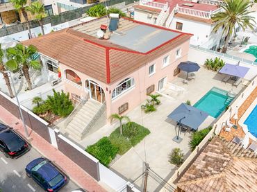 Adossat amb piscina en venda a Playa del Acequión, Náufragos y Rocío del Mar