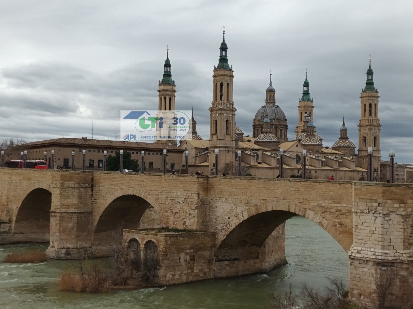 Exterior view of Flat for sale in  Zaragoza Capital