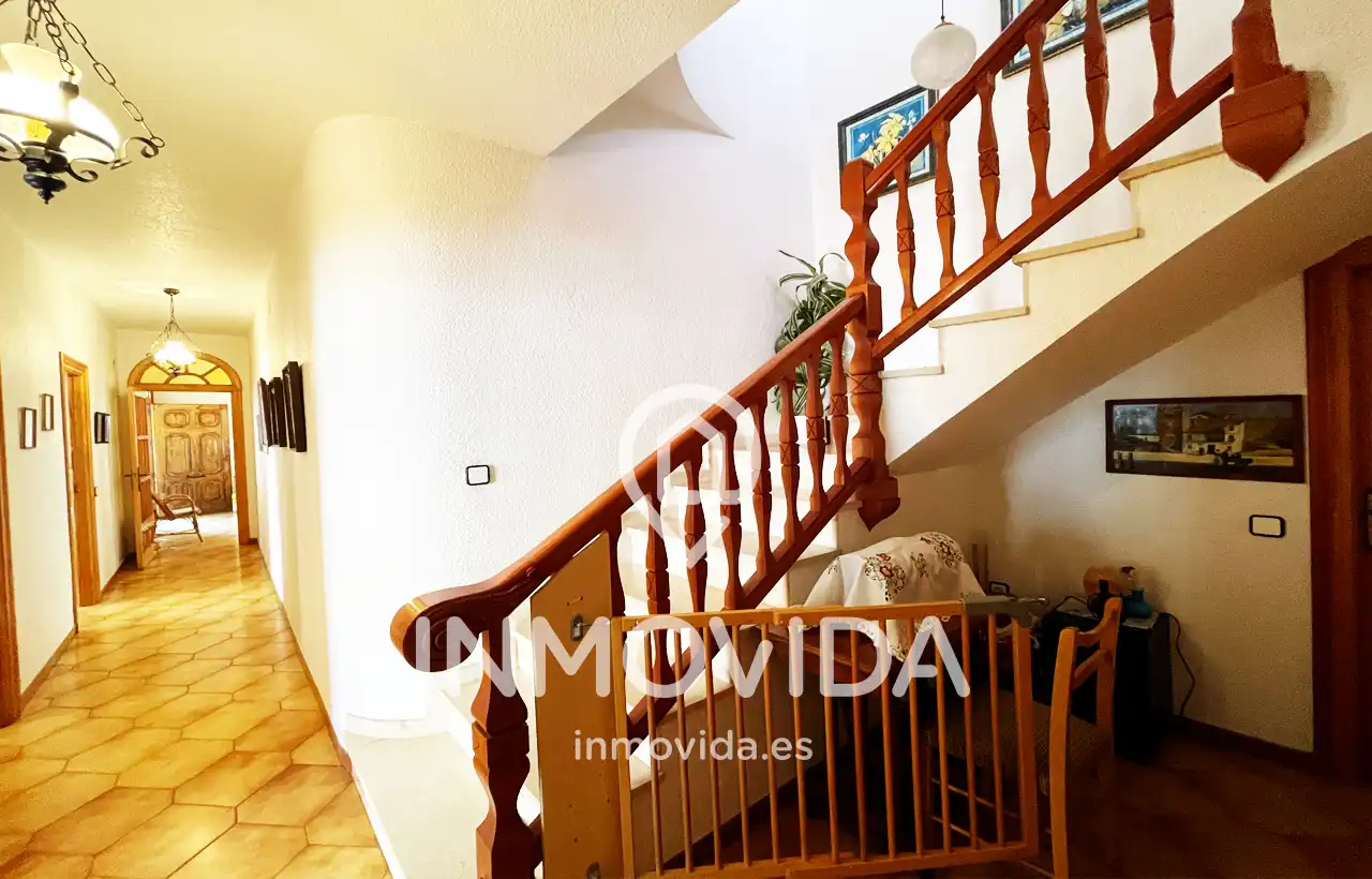 Casa o xalet en venda en Mogente / Moixent amb Aire condicionat, Jardí privat i Terrassa