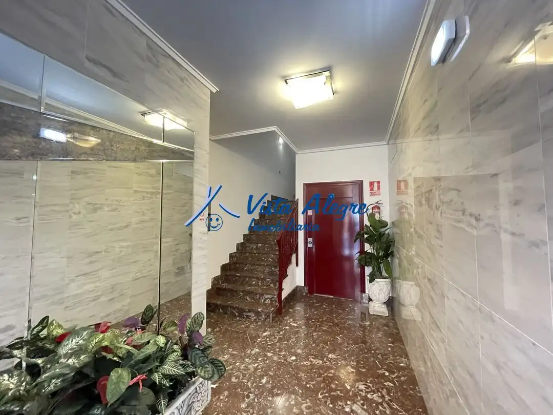 Piso en venta en Haro con Calefacción, Parquet y Terraza