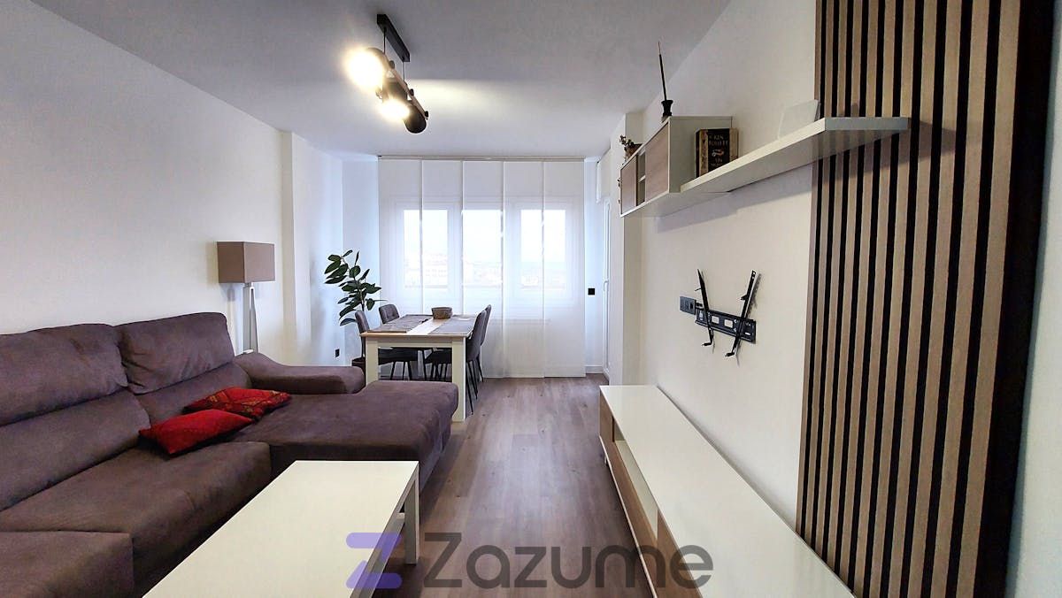 Living room of Flat to rent in El Molar (Madrid)  with Air Conditioner, Heating and Parquet flooring