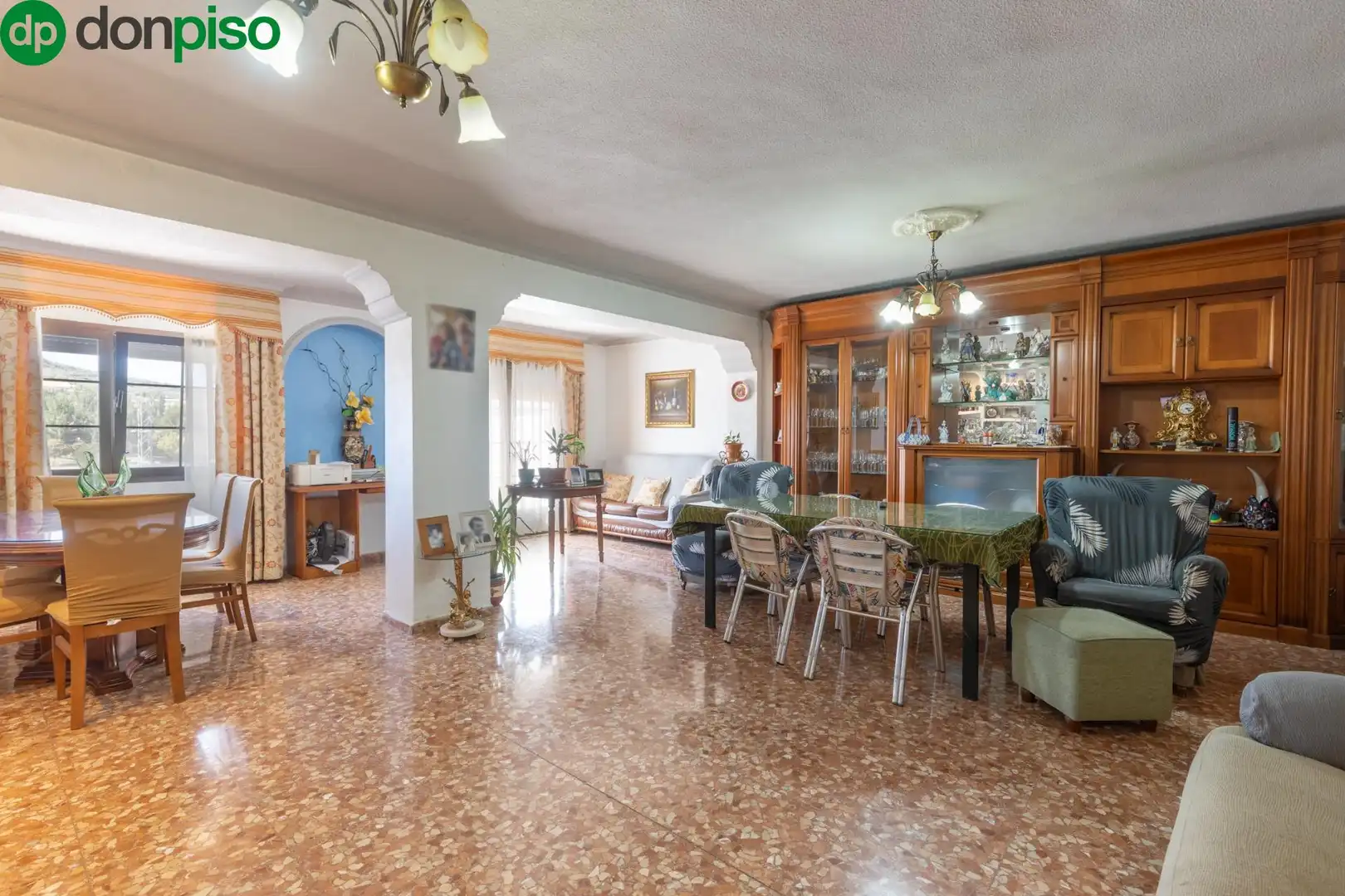 Detached homes for sale in Calle Viejo de Charilla, 43, Alcalá la Real