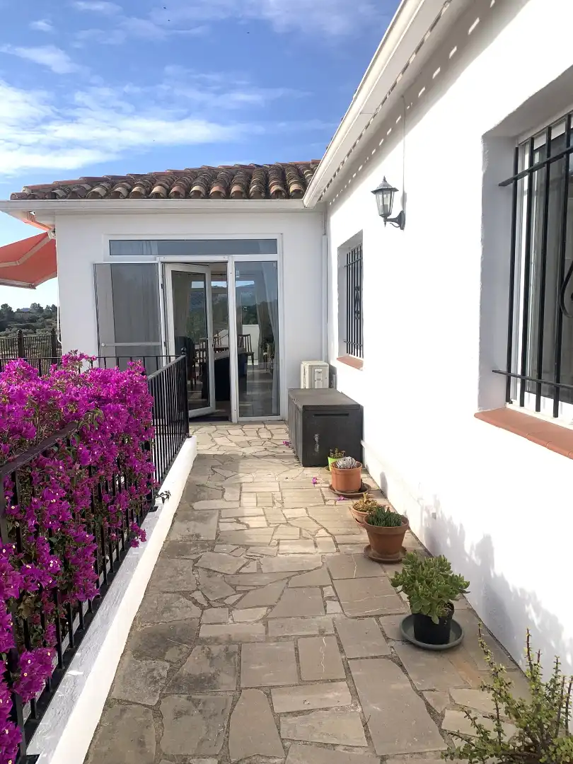 Terraza de Finca rústica en venta en El Perelló con Aire acondicionado, Calefacción y Jardín privado