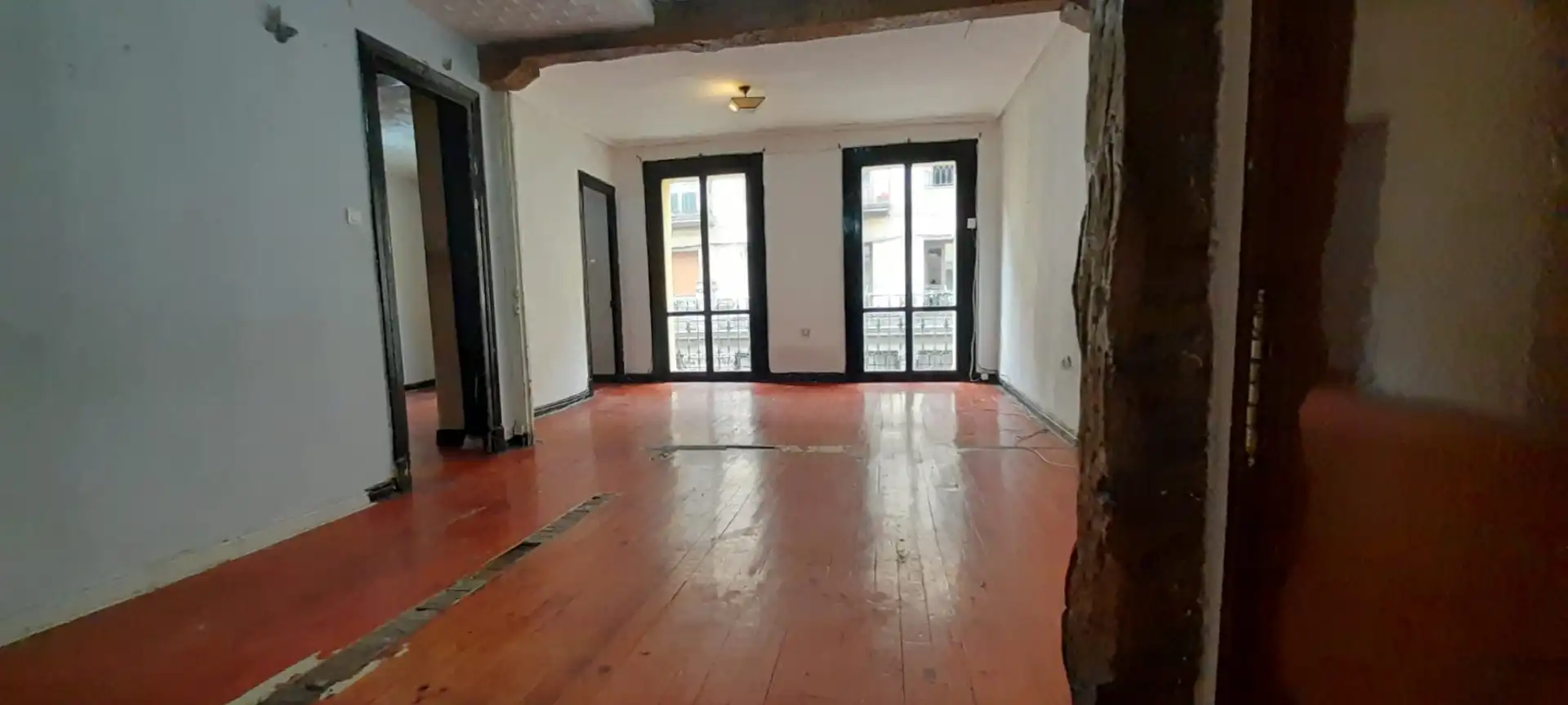 Piso en venta en Bilbao  con Balcón