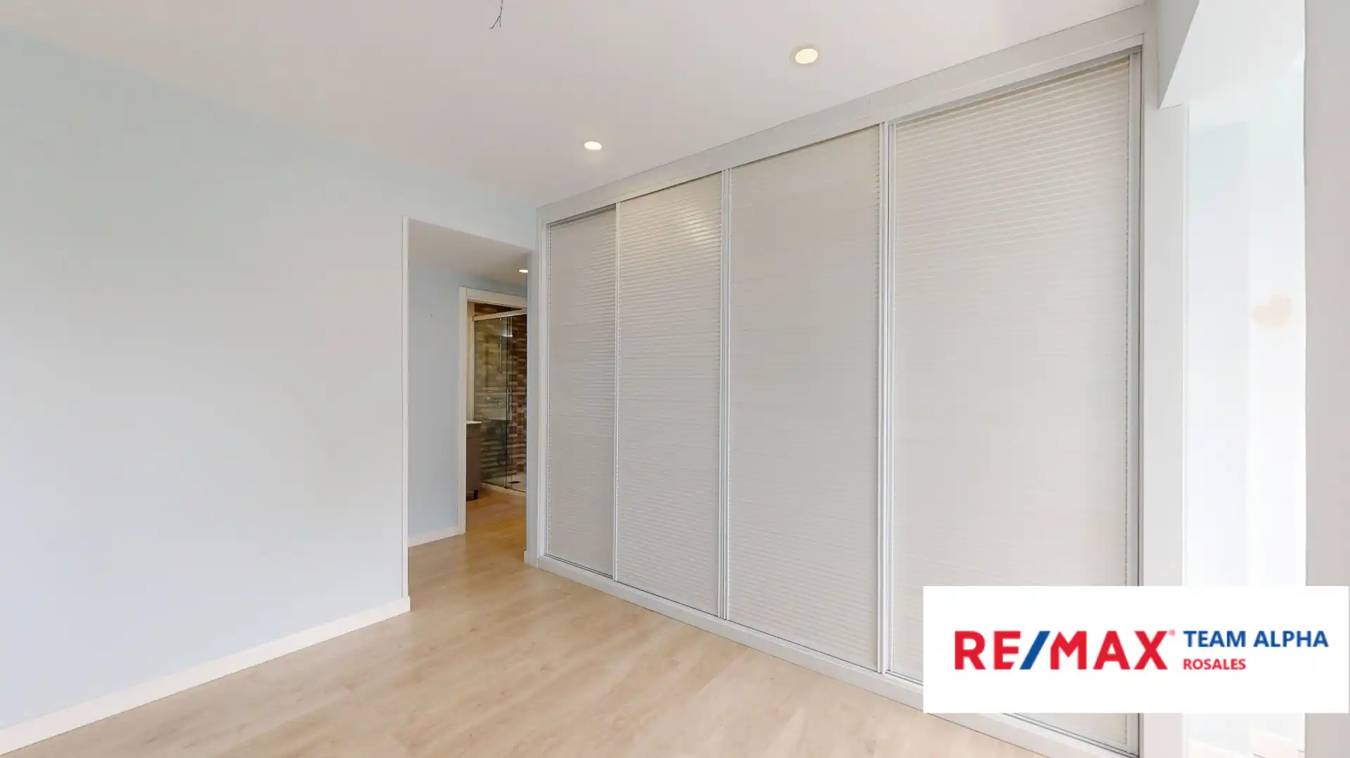 Flat for sale in Madrid  with Heating, Private garden and Parquet flooring