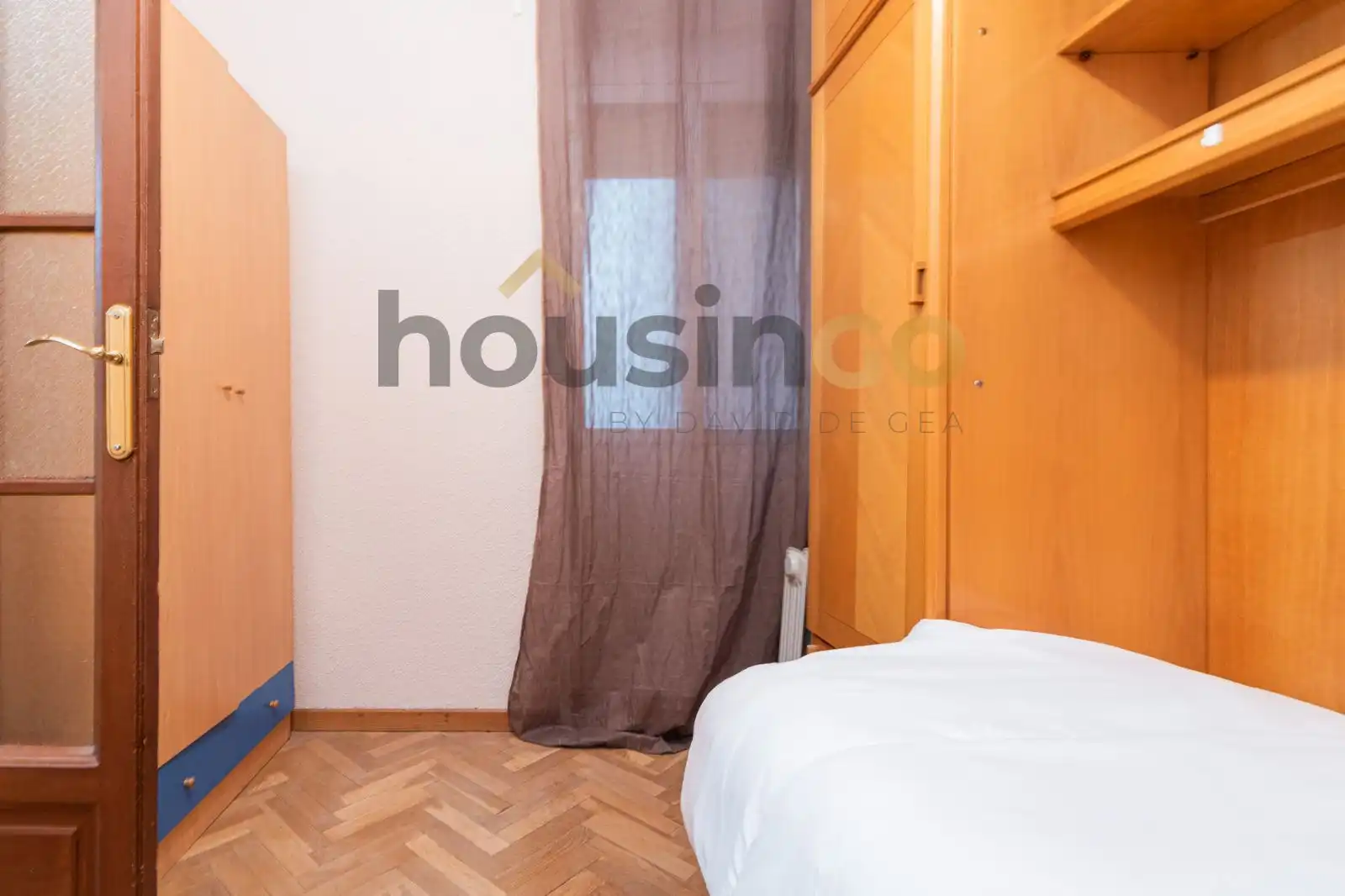 Bedroom of Flat for rent in Madrid  with Heating, Parquet flooring and Furnished