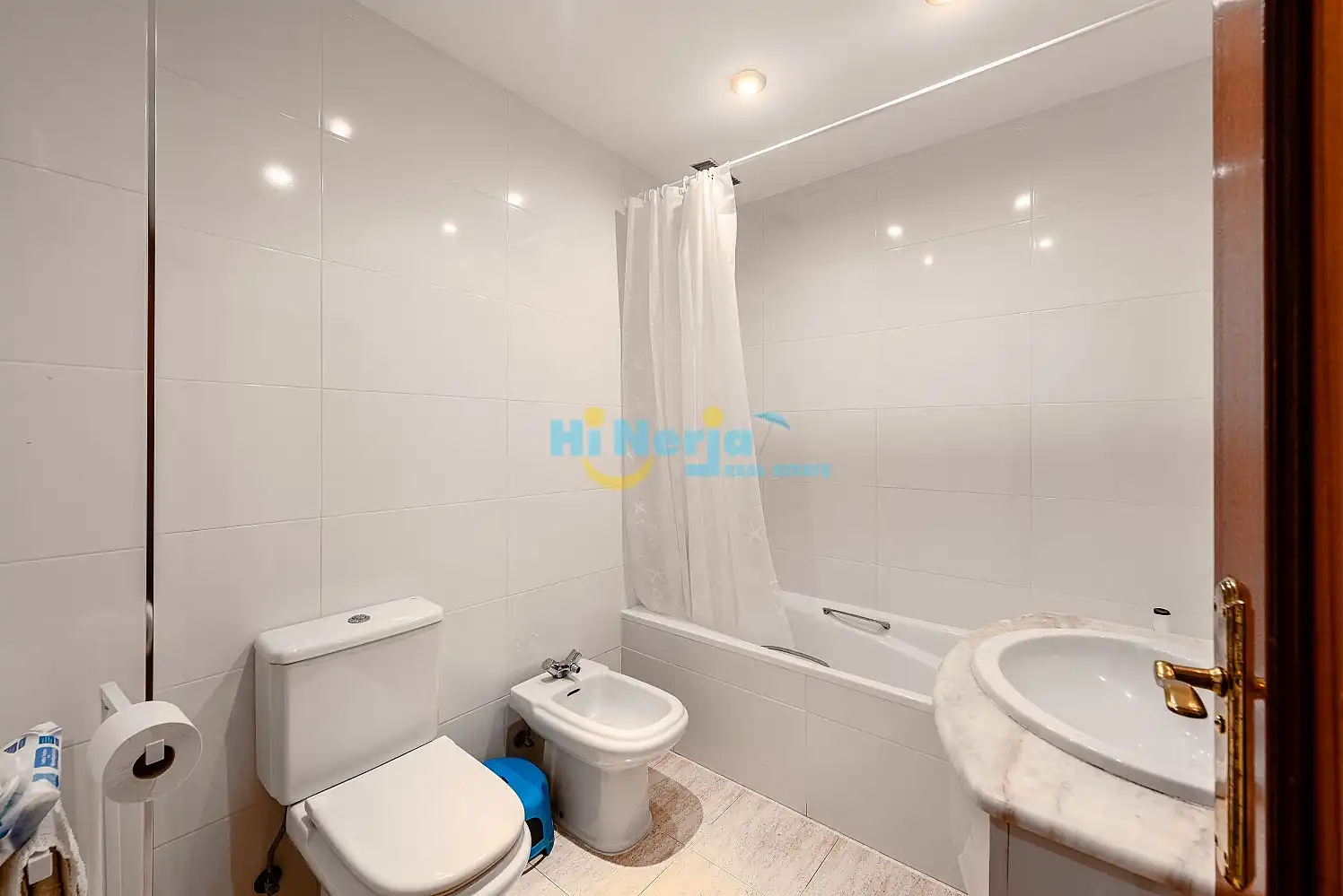 Apartamento con piscina en venta en Torre del Mar, imagen 16