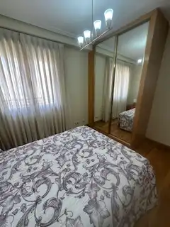 Schlafzimmer von Maisonette zur Miete in León Capital  mit Heizung, Parkett und Terrasse