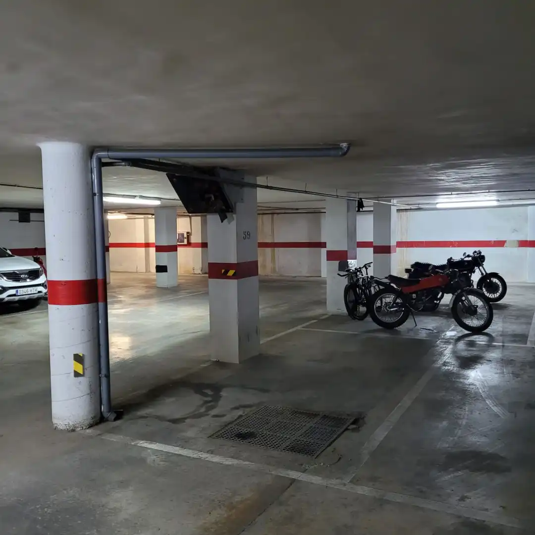 Parking for sale in Ducat d`Atenes