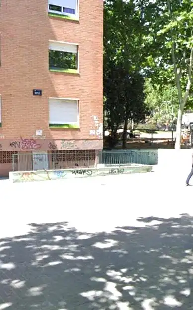 Außenansicht von Garage zum Verkauf in Badalona