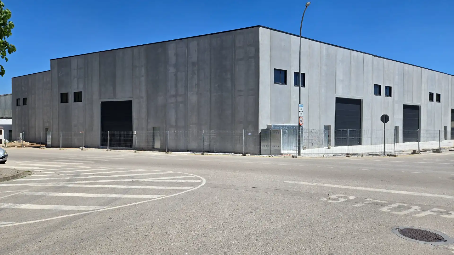 Nave industrial in affitto a Sarrià de Ter, imagen 2