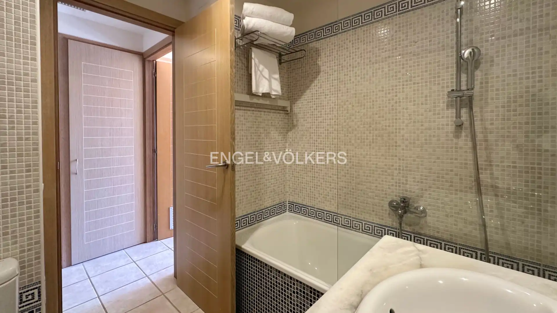 Badezimmer von Wohnung zum Verkauf in Mont-roig del Camp mit Klimaanlage, Heizung und Terrasse