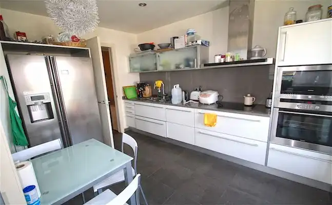 Cocina de Piso en venta en Barcelona con Terraza y Piscina comunitaria