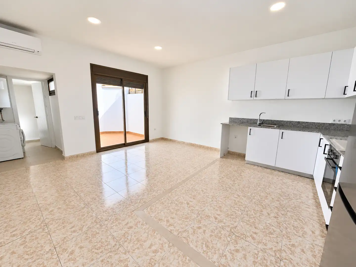 Terraced house with garden for sale in Platja Gran