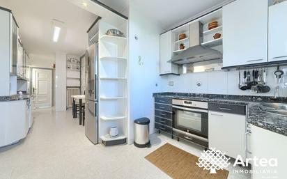 Kitchen of Flat for sale in Getxo   with Terrace