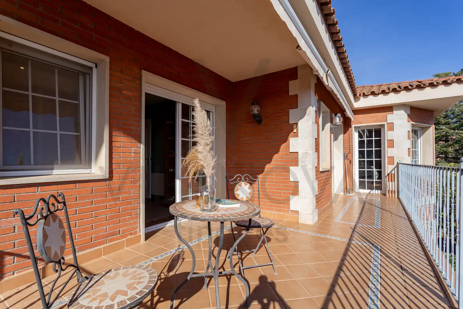 Terrassa de Casa o xalet en venda en Castellvell del Camp amb Aire condicionat, Calefacció i Jardí privat