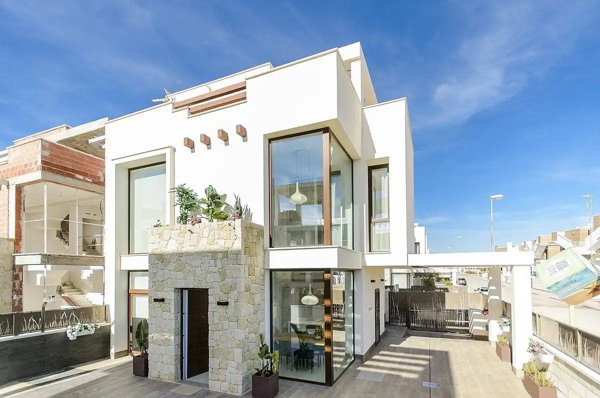 Maison avec piscine à vendre à N/A