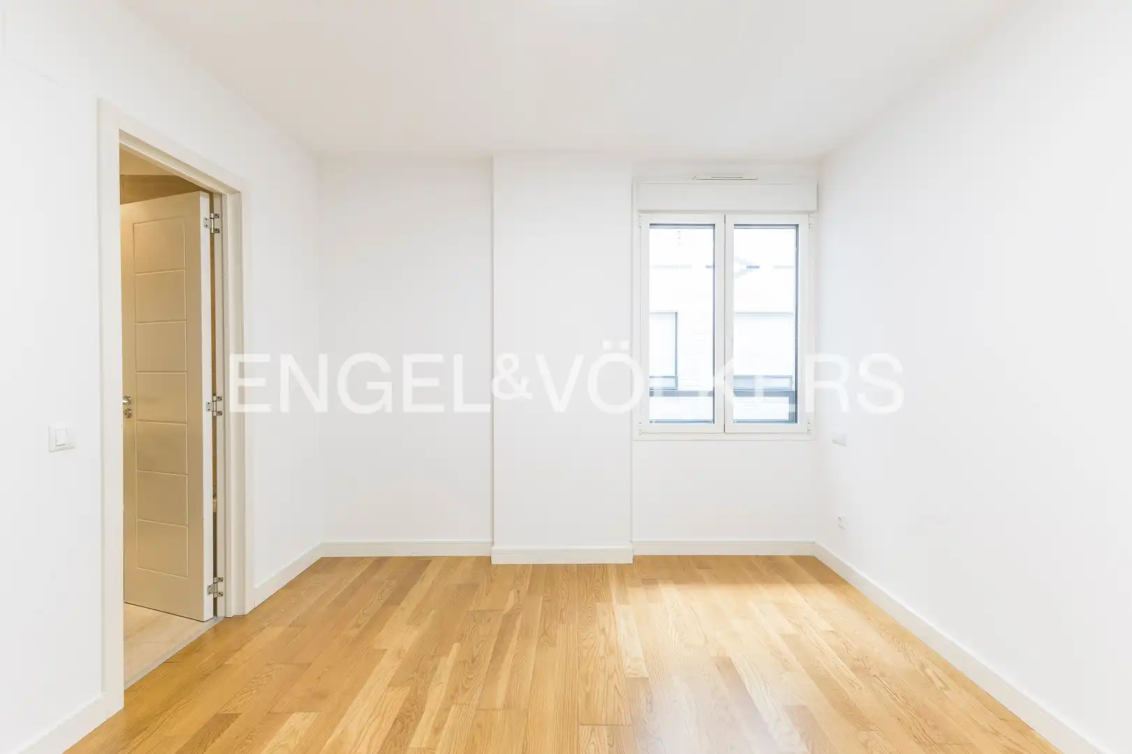 Habitación de Piso en venta en Moncloa - Aravaca